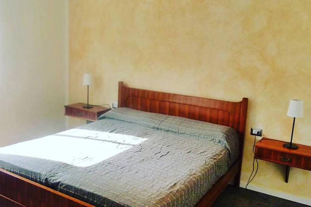 Apartment Piccolo Borgo Castelveccana Exterior photo